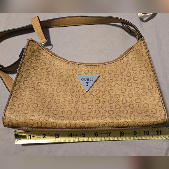 GUESS Shoulder Bag - Picture 7 of 8